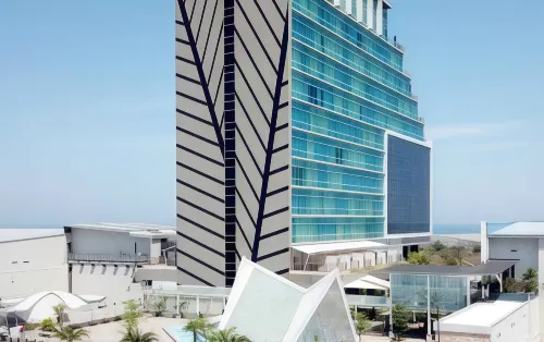 The Rinra Makassar Esterni Photos