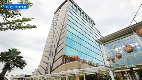 The Rinra Makassar Esterni Photos