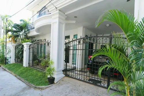 Ge JacMart Homestay Makassar Extérieur Photos