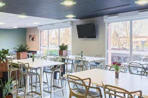 Sure Hotel by Best Western St-Amand-Les-Eaux Restauration Photos