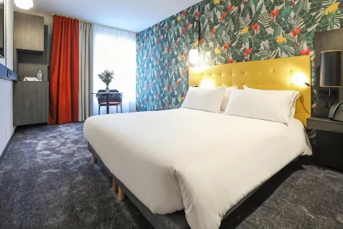 ibis Styles Puteaux Paris La Défense Photos