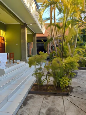 Berlian Beach Inn Kuta Area Publik Photos