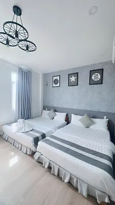 Sele House Photos