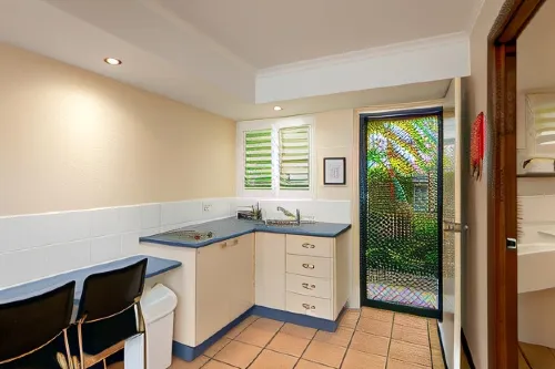 Sunlit Waters Studio Apartments Photos