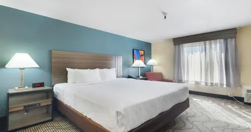 Best Western Plus Heritage Inn Photos