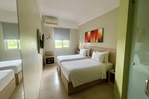 Lemo Hotel Serpong Photos