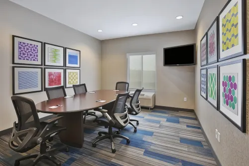 Holiday Inn Express & Suites Auburn Hills مرافق الأعمال Photos