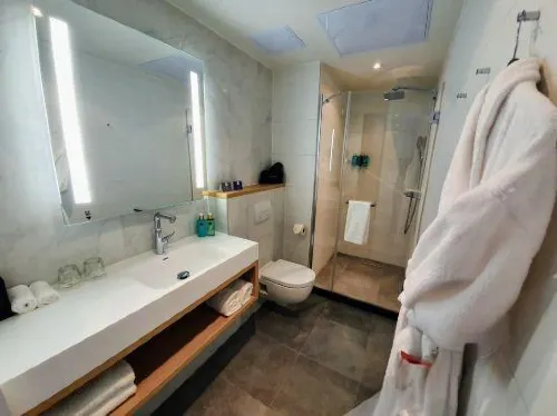 Crowne Plaza Utrecht - Central Station Photos