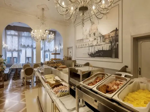 Hotel Ca' dei Conti Dining Photos
