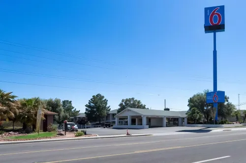 Motel 6 Kingman, AZ - Route 66 West Circondario Photos