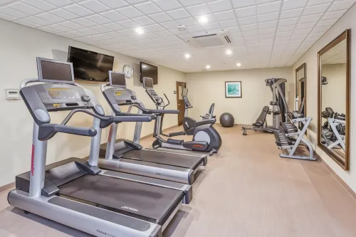 Staybridge Suites Bismarck Semester och rekreation Photos