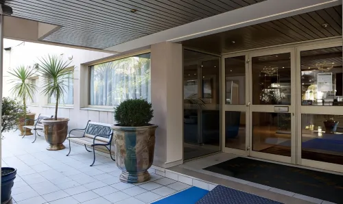 Adonis Cannes - Hôtel Thomas Da non perdere Photos