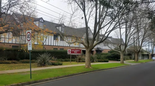 Best Western Plus the Tudor-Box Hill Featured Photos