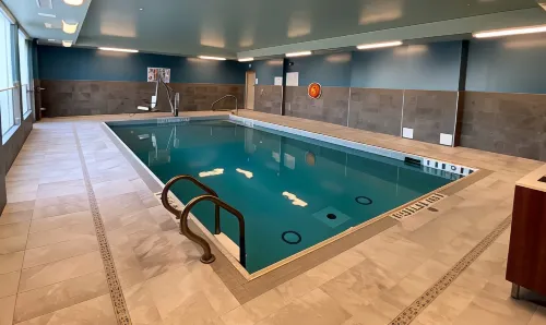 Holiday Inn Express & Suites Aurora Leisure & Recreation Photos