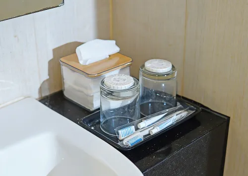 World Hotel Jakarta - Bandengan Zimmer Photos