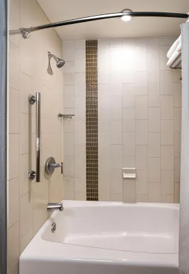 Hyatt Place Miami Airport East Photos