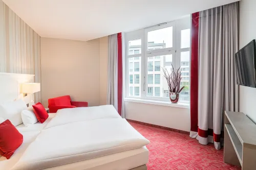 Steigenberger Hotel Bielefelder Hof Rooms Photos