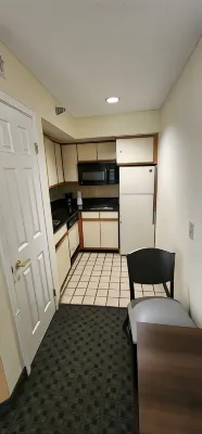 Affordable Suites of America Detroit-Warren Chambres Photos