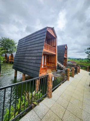 Chevilly Resort & Camp Area Publik Photos