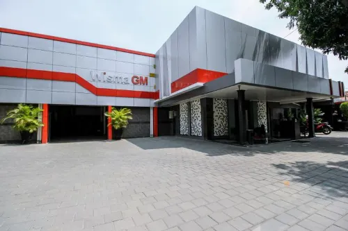 Wisma GM Eksterior Photos