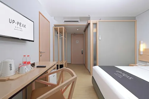 Up-Peak Hotel Simpang Lima Semarang Powered by Archipelago Kamar Photos