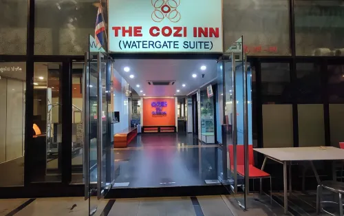 Cozi Inn Hotel, Bangkok Area Publik Photos