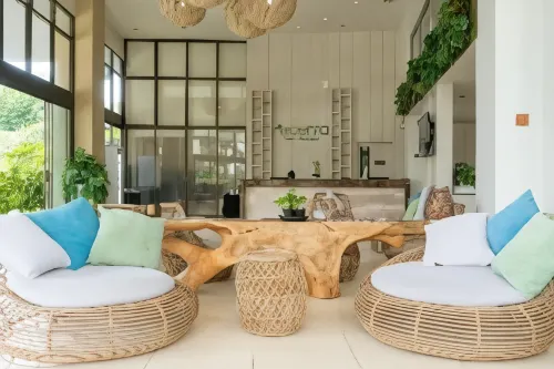 Recenta Suite Phuket Suanluang Aree comuni Photos