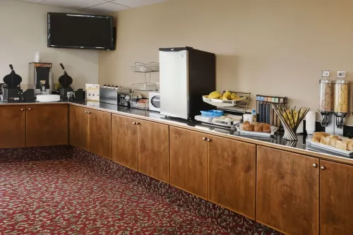 Days Inn by Wyndham Kamloops BC Restauration Photos