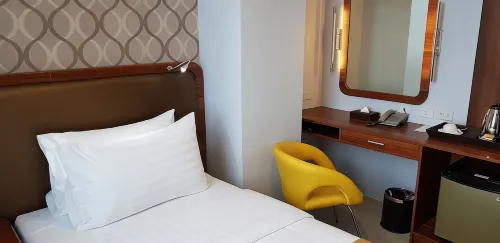 One Central Hotel & Suites Rooms Photos