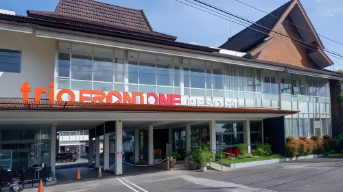 Front One Resort Magelang Unggulan Photos