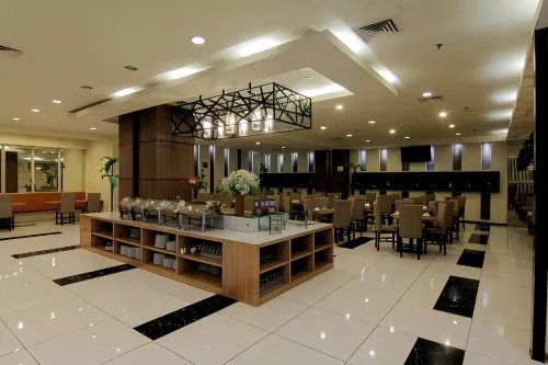 The Sun Hotel Madiun Makanan Photos