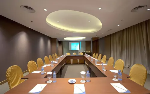 Soll Marina Hotel Serpong Fasilitas Bisnis Photos