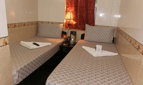 New London Hostel Featured Photos