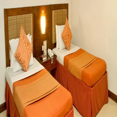 Royal Garden Hotel Photos