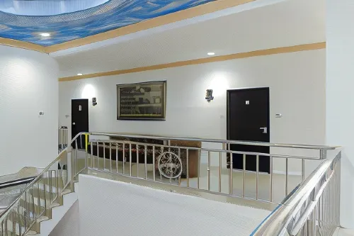RedDoorz Near Sam Ratulangi Airport Manado Espaces publics Photos