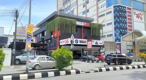 Walk Inn Near Hotel Photos