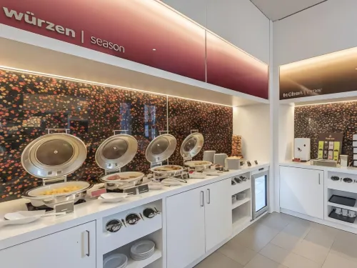 Hampton by Hilton Freiburg Restauration Photos