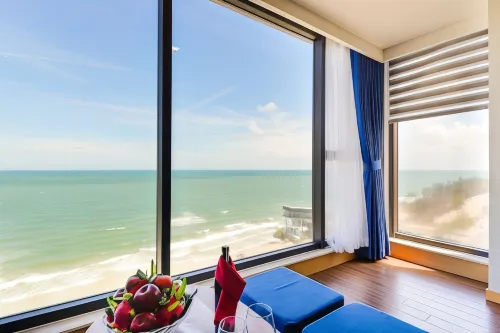 GOLDEN ERA HOTEL (Vung Tau Riva Hotel) À proximité de l'hôtel Photos