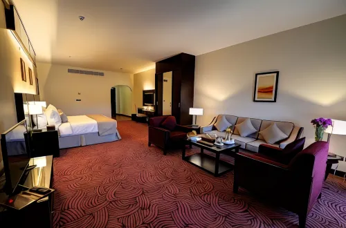 Taiba Front Hotel Kamar Photos
