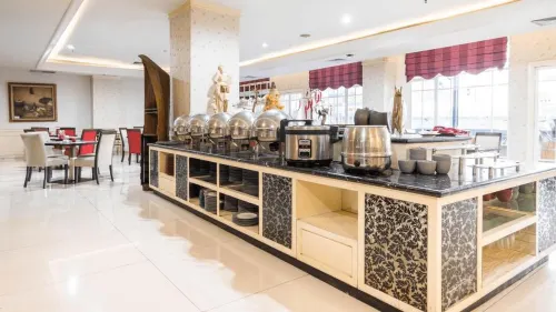 Hotel Dafam Semarang Dining Photos