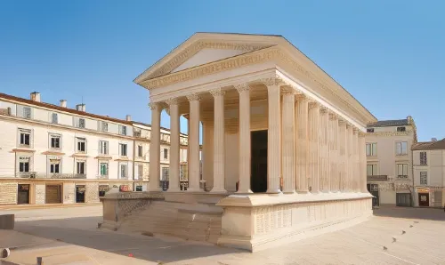 Hôtel Kyriad Nimes Centre À proximité de l'hôtel Photos