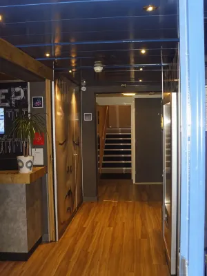 ibis budget L'Isle-Adam Espaces publics Photos