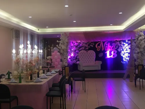 NS Royal Hotel Ăn uống Photos