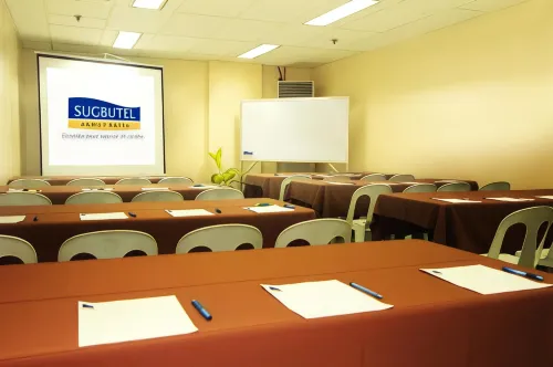 Sugbutel Family Hotel Cebu powered by Cocotel Бизнес-удобства Photos
