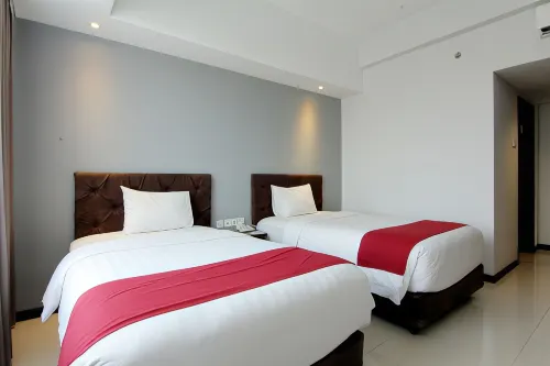 The Sun Hotel Madiun Kamar Photos