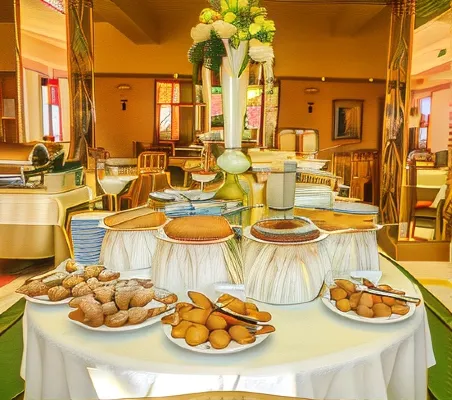 Hotel Oliveto Restauration Photos