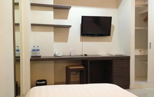 Harlys Residence Kamar Photos