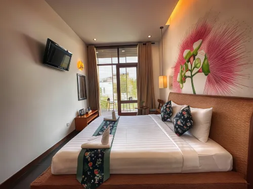 Monsoon Riverside Hotel Photos