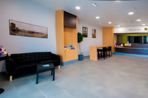 B&B Hotel La Rochelle Beaulieu Puilboreau Espaces publics Photos