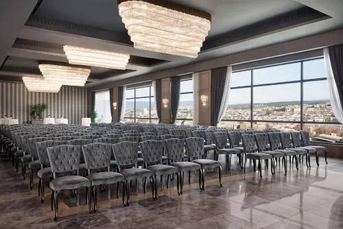 Wyndham Grand Tbilisi Business Facilities Photos
